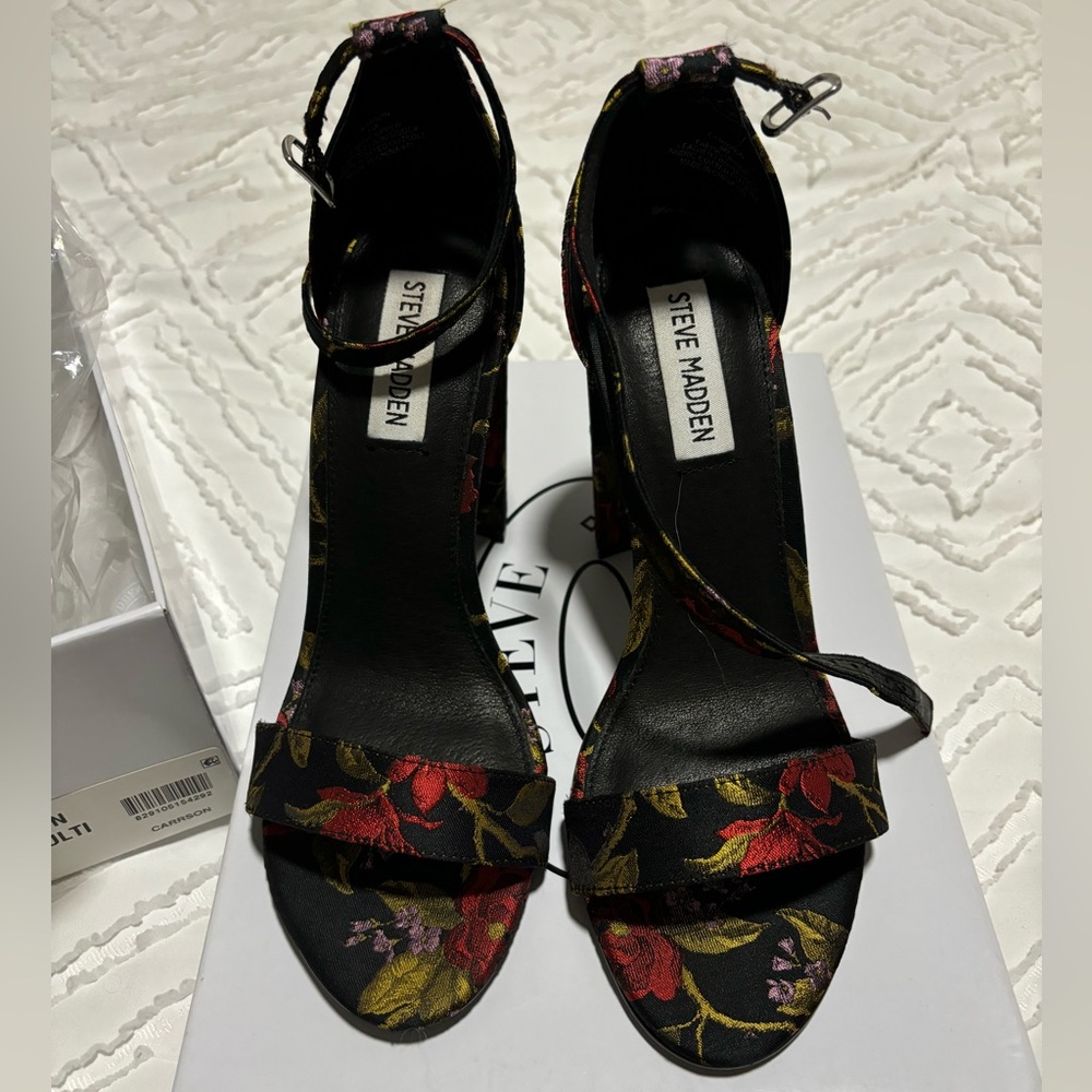 Steve Madden rose red & black heels